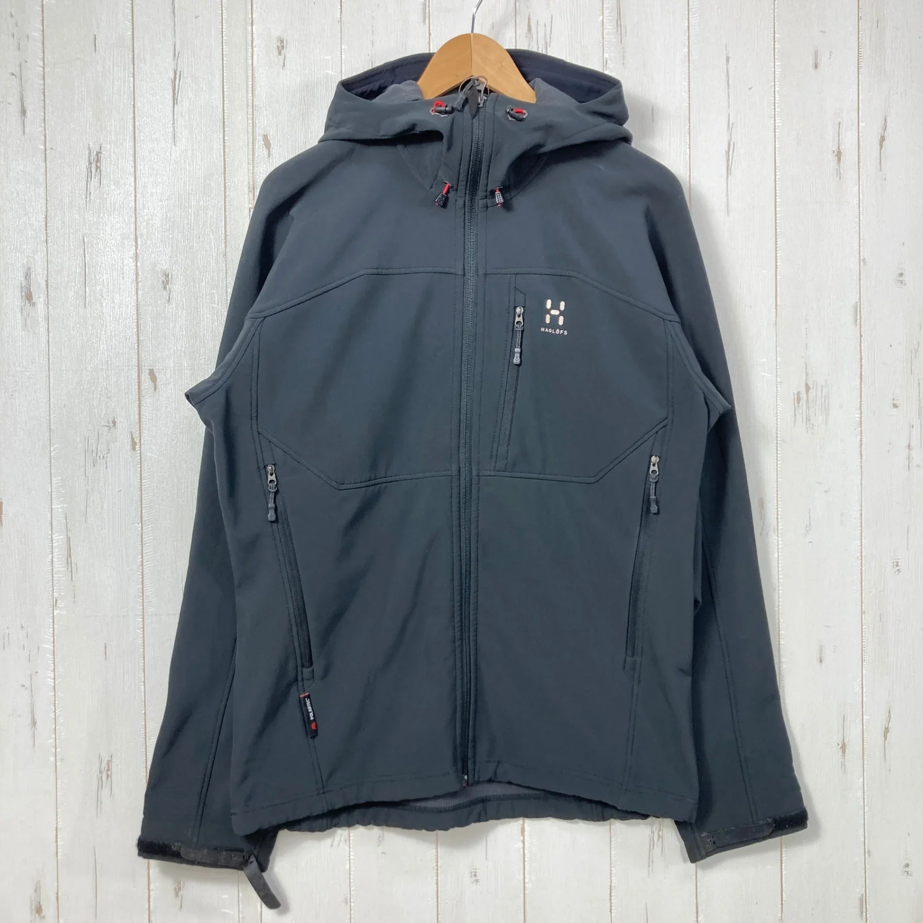 【Men's M ブラック系】 Haglofs ( ホグロフス ) レプタイル フード Reptile Hood ポリエステル ウェア トップス アウター ジャケット ソフトシェル ポーラテック・パワーシールド Men's M ブラック系】 Haglofs ( ホグロフス ) レプタイル フード