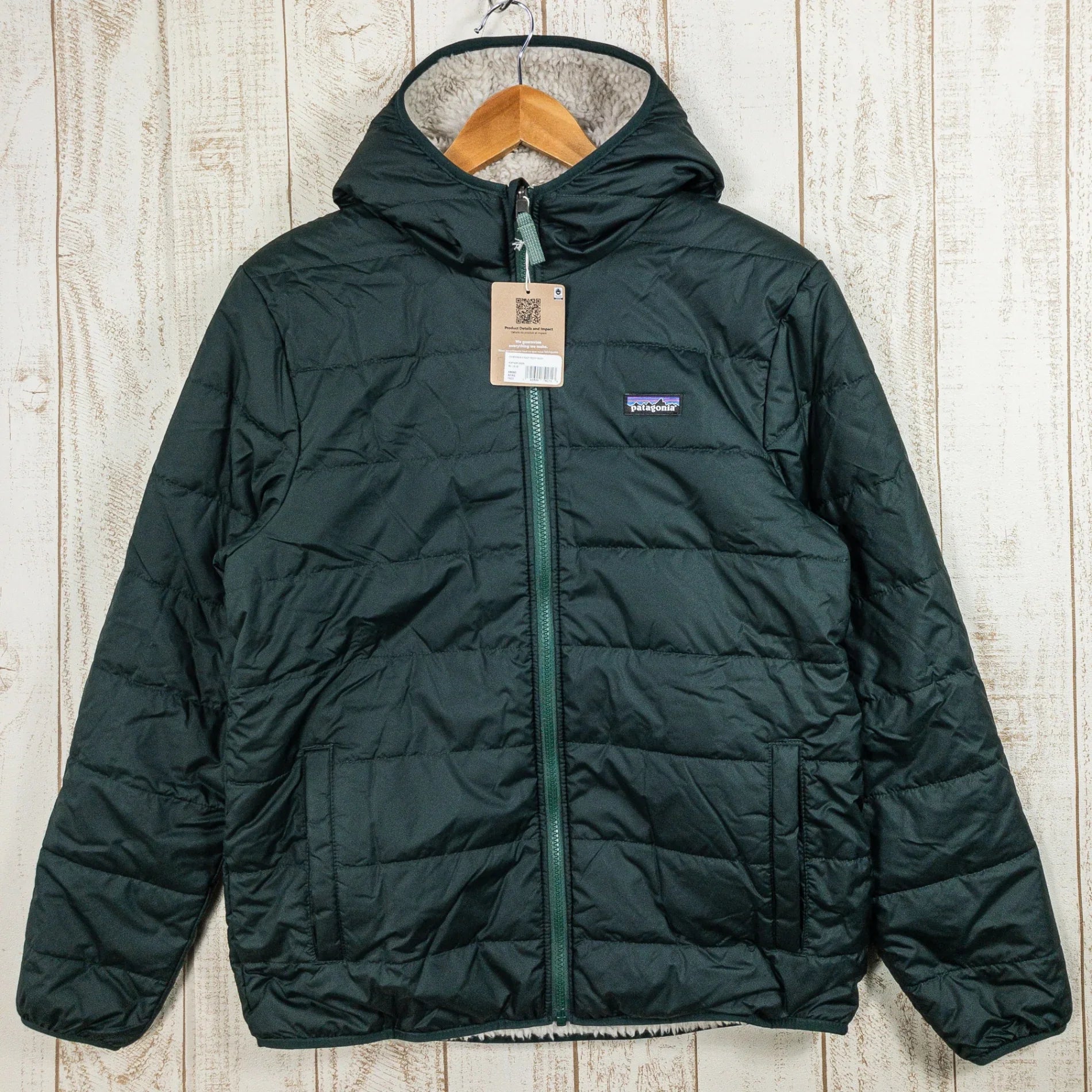 Boy's XXL グリーン系】 2023 Patagonia ( パタゴニア ) リバーシブル