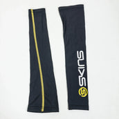 【Unisex XS ブラック系】 Skins ( スキンズ ) アームスリーブ ナイロン ウェア ウェア小物 アームカバー z00051870 アームカバー ウェア小物 ウェア - 【公式】2ndGEAR(セカンドギア)Webショップ【登山用品・アウトドア用品専門 買取販売店】