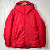 【Women's S レッド系】 Black Diamond ( ブラックダイヤモンド ) ビレイパーカー Belay Parka Coral Red ウェア トップス アウター ジャケット 化繊インサレーション プリマロフト・ゴールド・インサレーション・クロスコア