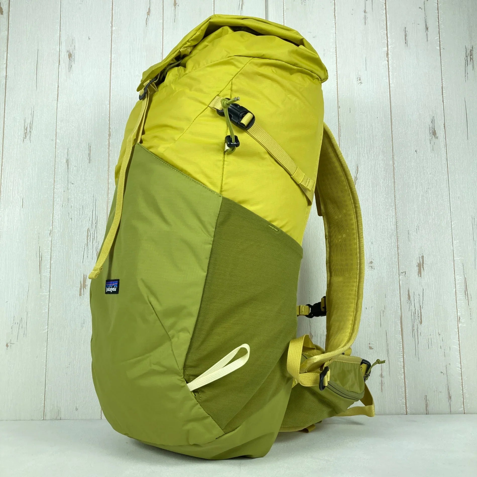 M イエロー系】 2025 Patagonia ( パタゴニア ) テラヴィア パック 28L