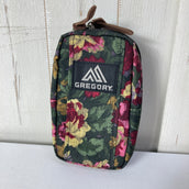 【OneSize グリーン系】 Gregory ( グレゴリー ) パデッド ケース M Padded Case M ガーデンタペストリー ナイロン バッグ ストレージ 外付けポーチ z00061465 ガーデンタペストリー 外付けポーチ バッグ ストレージ