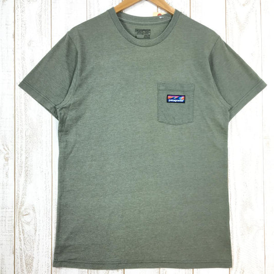 【MEN's M】 パタゴニア ボードショーツ ラベル コットンポリ ポケット Tシャツ Board Short Label Cotton/Poly Pocket T-Shirt 生産終了モデル 入手困難 PATAGONIA 39053 グリーン系