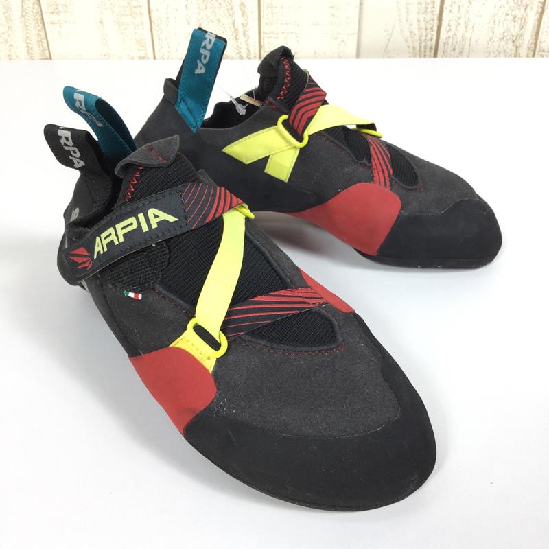 Arpia hot sale climbing shoe