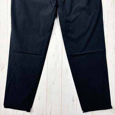 Houdini 男士 Pace Light 长裤，L 码，黑色（860014，900 纯黑，z00055940）。这款长裤非常适合作为下装或长裤穿着。