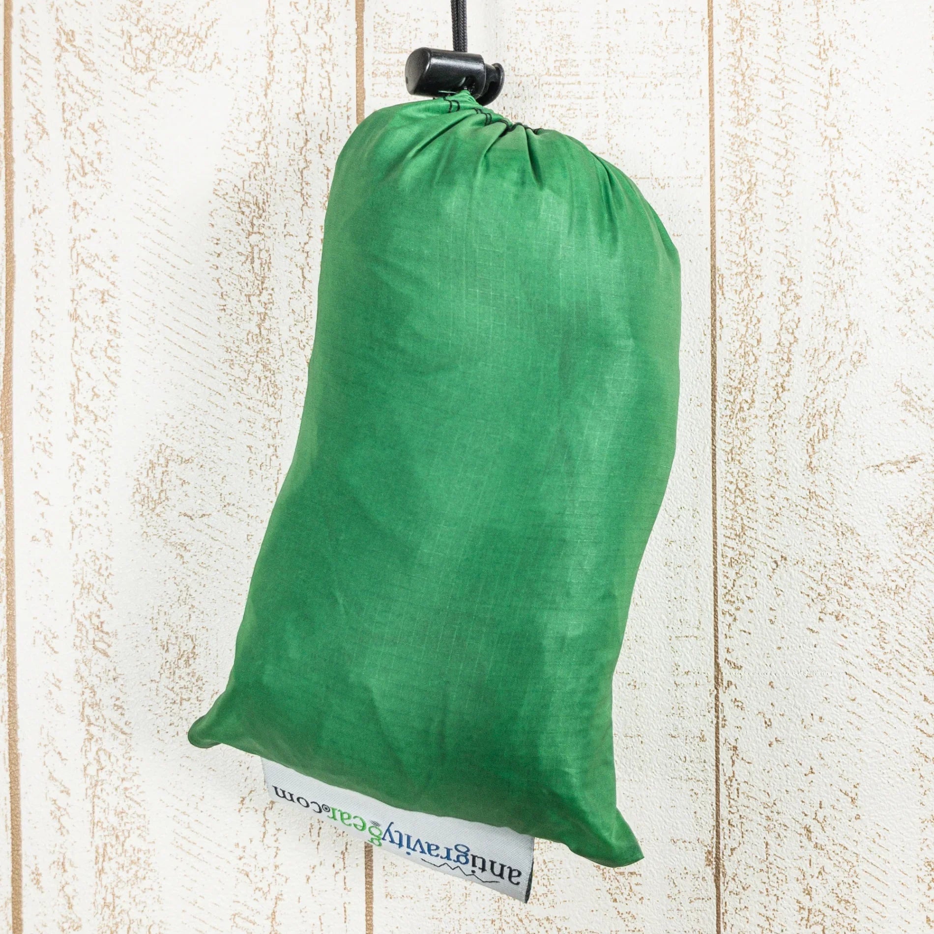 【OneSize グリーン系】 Anti Gravity Gear ( アンチグラビティギア ) ポンチョ ヴィラ Poncho Villa ケリー・グリーン ナイロン ウェア ポンチョ z00051668 ケリー・グリーン ポンチョ ウェア - 【公式】2ndGEAR（セカンドギア）Webショップ【登山用品・アウトドア用品専門 買取販売店】