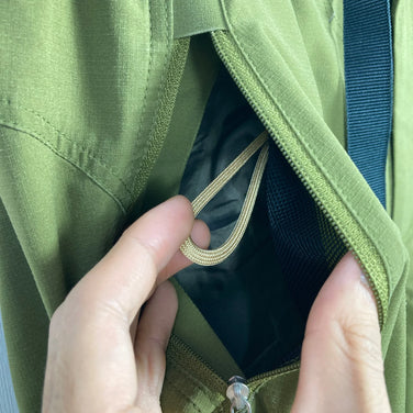 Finetrack Chrono 男士中号长裤，绿色，涤纶软壳面料（z00054306）