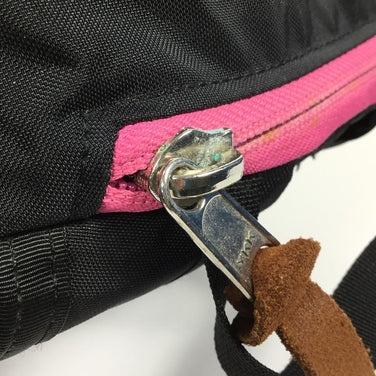 【OneSize ブラック系】 Gregory ( グレゴリー ) ハーフデイ Half Day デイパック バックパック Black / Fuchsia Trim デイパック 容量【～29L】 バックパック バッグ ストレージ - 【公式】2ndGEAR（セカンドギア）Webショップ【登山用品・アウトドア用品専門 買取販売店】