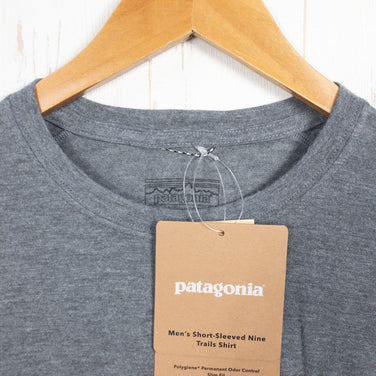 【Men's S グレー系】 2017 Patagonia ( パタゴニア ) ショートスリーブ ナイン トレイルズ シャツ S/S Nine Trails Shirt ポリエステル ウェア トップス インナー シャツ ショートスリーブTシャツ クルーネック 化繊 - 【公式】2ndGEAR（セカンドギア）Webショップ【登山用品・アウトドア用品専門 買取販売店】