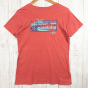 【Women's S レッド系】 2016 Patagonia ( パタゴニア ) パタロハ サイン Tシャツ Pataloha Sign T-Shirt SUMR オーガニックコットン ウェア トップス インナー シャツ ショートスリーブTシャツ クルーネック 化繊 - 【公式】2ndGEAR（セカンドギア）Webショップ【登山用品・アウトドア用品専門 買取販売店】