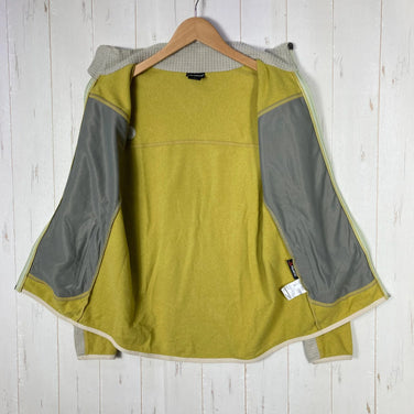 Marmot Light Fit Fleece Jacket, Women's Medium, Yellow. This polyester fleece jacket is perfect for everyday wear. (Product code: z00054515)