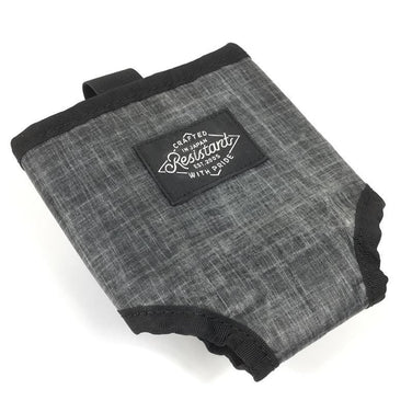 【OneSize グレー系】Resistant ( レジスタント ) チル＆ゴー クージー ボトルホルダー バックパック 自転車 取り付け可 生産終了モデル 入手困難 グランピー取り扱い ボトルホルダー バッグ ストレージ - 【公式】2ndGEAR（セカンドギア）Webショップ【登山用品・アウトドア用品専門 買取販売店】