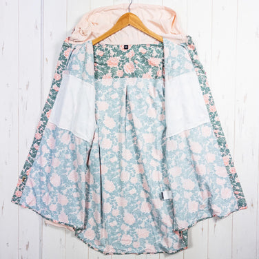 【Men's M ピンク系】 Jolly Gear（ジョリーギア） トリプルクラウン ボタンダウン ロングスリーブ TRIPLE CROWN BUTTON DOWN LONG SLEEVE Peony ポリエステル ウェア トップス インナー シャツ ロングスリー - 【公式】2ndGEAR（セカンドギア）Webショップ【登山用品・アウトドア用品専門 買取販売店】