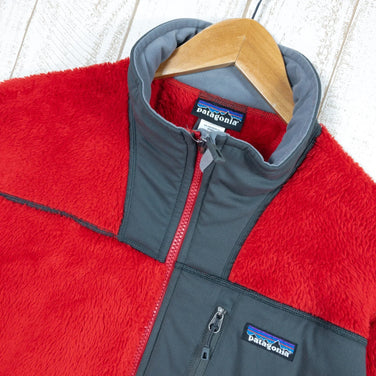 【Men's M レッド系】 Patagonia ( パタゴニア ) アールスリー ハイロフト ジャケット R3 Hi-Loft Jacket ポーラテック サーマルプロ フリース 生産終了モデル 入手困難 25700 International Men's RD - 【公式】2ndGEAR（セカンドギア）Webショップ【登山用品・アウトドア用品専門 買取販売店】