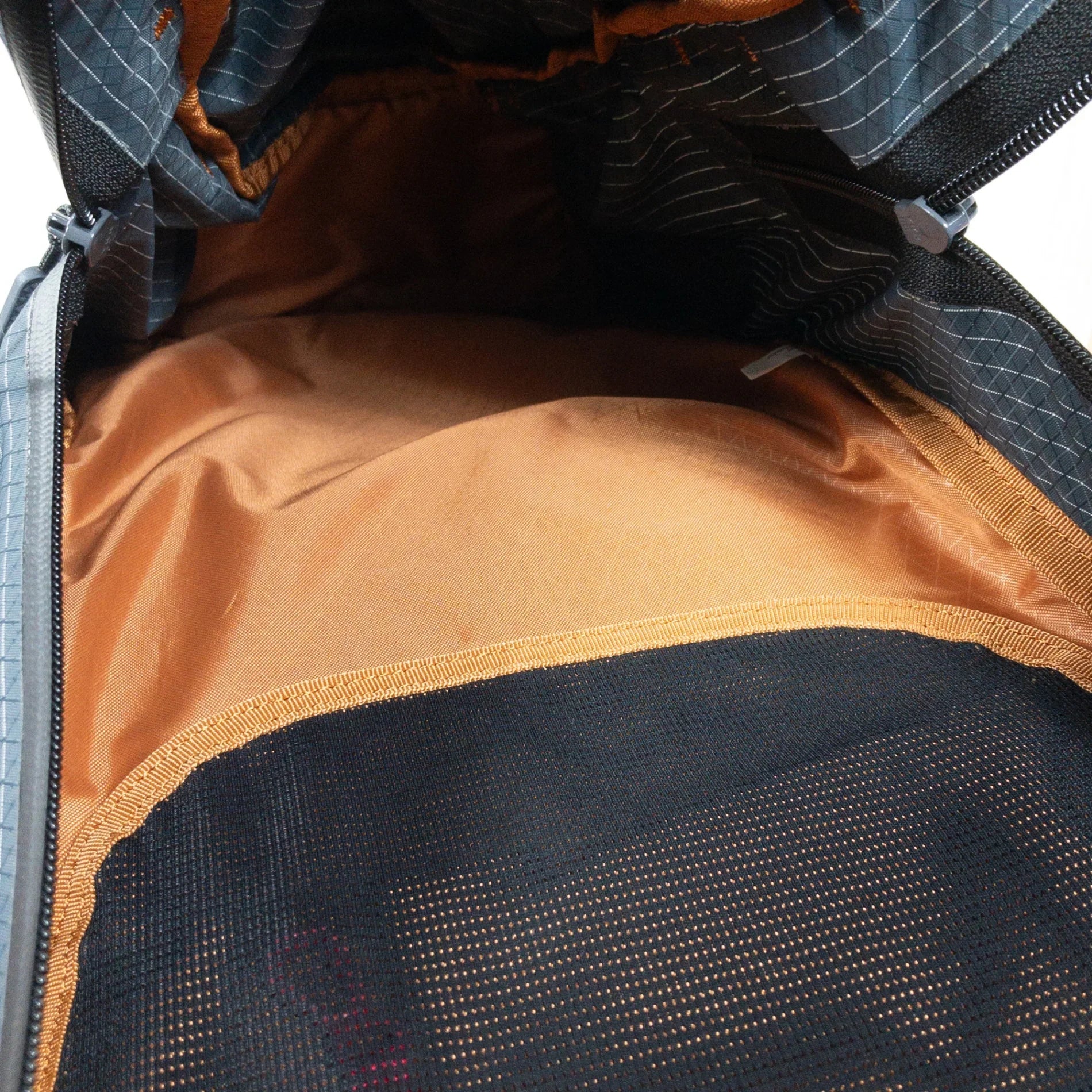 【Men's M グレー系】 Black Diamond ( ブラックダイヤモンド ) パーシュート 30 Pursuit 30 ポリエステル バッグ ストレージ バックパック 容量【30L～54L】 z00051299 容量【30L～54L】 バックパック バ - 【公式】2ndGEAR（セカンドギア）Webショップ【登山用品・アウトドア用品専門 買取販売店】