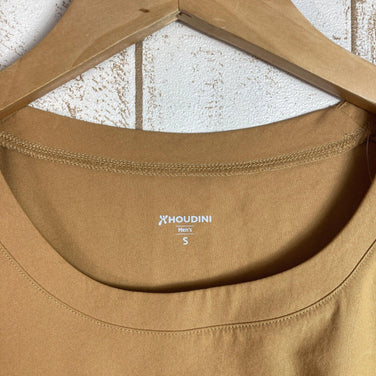 【Men's S ベージュ系】 Houdini ( フーディニ ) カバー ティー Cover Tee ポリエステル ウェア トップス インナー シャツ ショートスリーブTシャツ クルーネック 化繊 z00051909 化繊 ショートスリーブTシャツ クルーネック - 【公式】2ndGEAR（セカンドギア）Webショップ【登山用品・アウトドア用品専門 買取販売店】