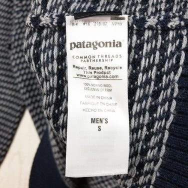 【Men's S ネイビー系】 Patagonia ( パタゴニア ) メリノ クルーネック セーター Merino Crewneck Sweater メリノウール 50365 International Men's NVYB ウール ロングスリーブTシャツ クルー - 【公式】2ndGEAR（セカンドギア）Webショップ【登山用品・アウトドア用品専門 買取販売店】