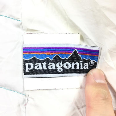 【Girl's L グリーン系】 Patagonia ( パタゴニア ) ガールズ ダウン セーター Girl'S Down Sweater 600Fp プレミアム ヨーロピアン グースダウン 68231 International Girl's ダウンインサレーシ - 【公式】2ndGEAR（セカンドギア）Webショップ【登山用品・アウトドア用品専門 買取販売店】