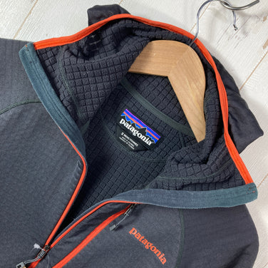 【Men's S グレー系】 2016 Patagonia ( パタゴニア ) R1 フーディ R1 Hoody ポリエステル ウェア トップス アウター ジャケット フリース z00059788  フリース アウター ジャケット トップス ウェア
