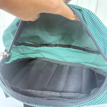 【OneSize グリーン系】 2001 Gregory ( グレゴリー ) テールメイト S Tail Mate S Micro Spectra Green 生産終了モデル 入手困難 マイクロスペクトラ グリーン バッグ ストレージ ウエストバッグ ヒップパック