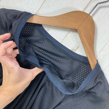 【Men's S ブラック系】 Finetrack ( ファイントラック ) ドライレイヤー ベーシック V ネックT ポリエステル ウェア トップス インナー シャツ ショートスリーブTシャツ クルーネック 化繊 z00059960  化繊 ショートスリーブTシャ