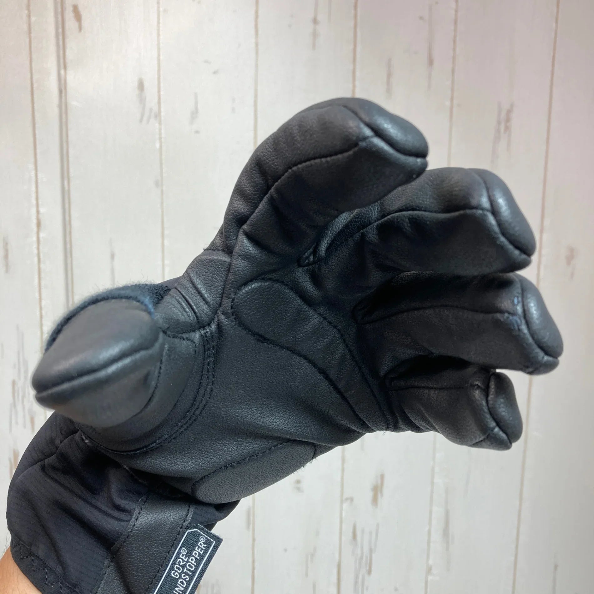 【Unisex S ブラック系】 Montbell ( モンベル ) ウィンドストッパーインシュレーテッド サイクルグローブ 化繊ダウン ウェア ウェア小物 グローブ 手袋 GORE-TEX Windstopper ( ゴアテックス・ウィンドストッパー ) z0005 - 【公式】2ndGEAR（セカンドギア）Webショップ【登山用品・アウトドア用品専門 買取販売店】