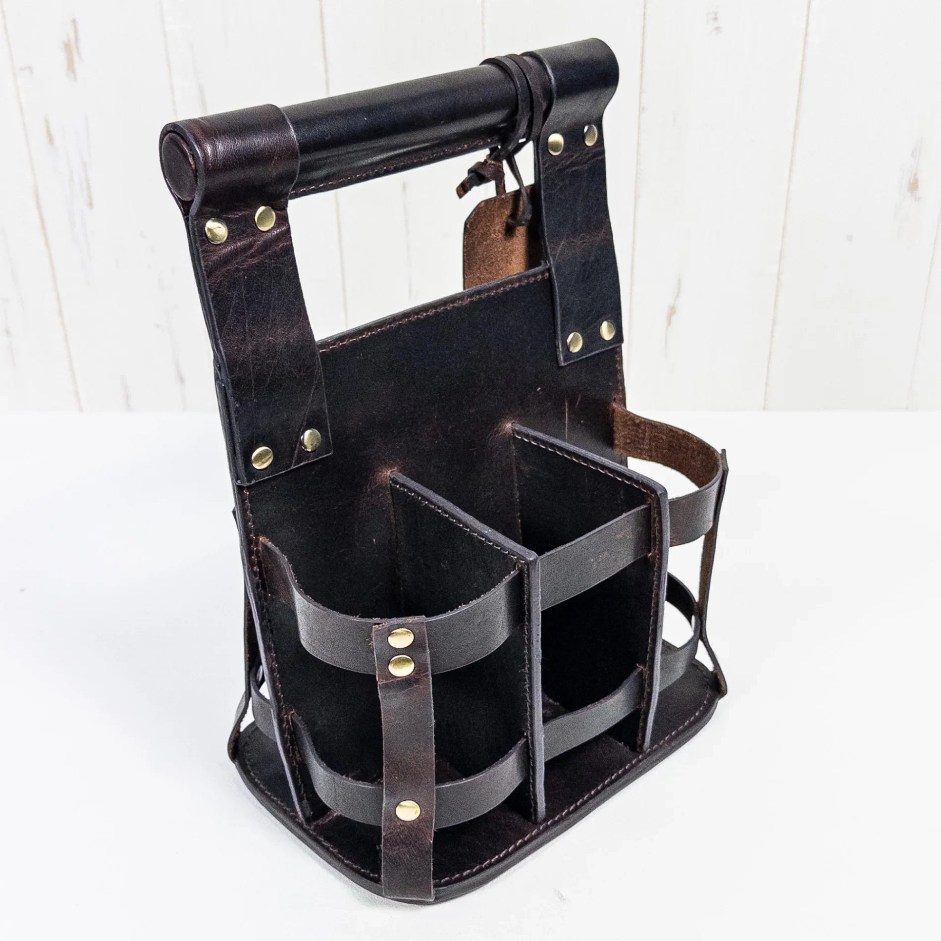【OneSize ブラウン系】 Carlobolaget（カルロボラジェ） ブルワリー バック 6ボトル Brewery bag 6 bottles leather Brow / レザーブラウン 入手困難 バッグ One Size Brown Carlobolaget Brewery Bag for 6 Bottles, Leather