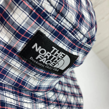【OneSize ネイビー系】 The North Face ( ザ・ノースフェイス ) ネックゲイターシェード チェックハット ウェア ウェア小物 ヘッドウェア ハット z00052351 ハット ヘッドウェア ウェア小物 ウェア - 【公式】2ndGEAR（セカンドギア）Webショップ【登山用品・アウトドア用品専門 買取販売店】