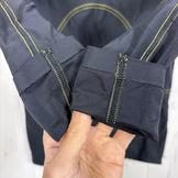 【Men's M ブラック系】 Skins ( スキンズ ) A400 ロングスリーブ トップ ナイロン ウェア トップス インナー シャツ ロングスリーブTシャツ クルーネック 化繊 z00059118  化繊 ロングスリーブTシャツ クルーネック インナー シャ