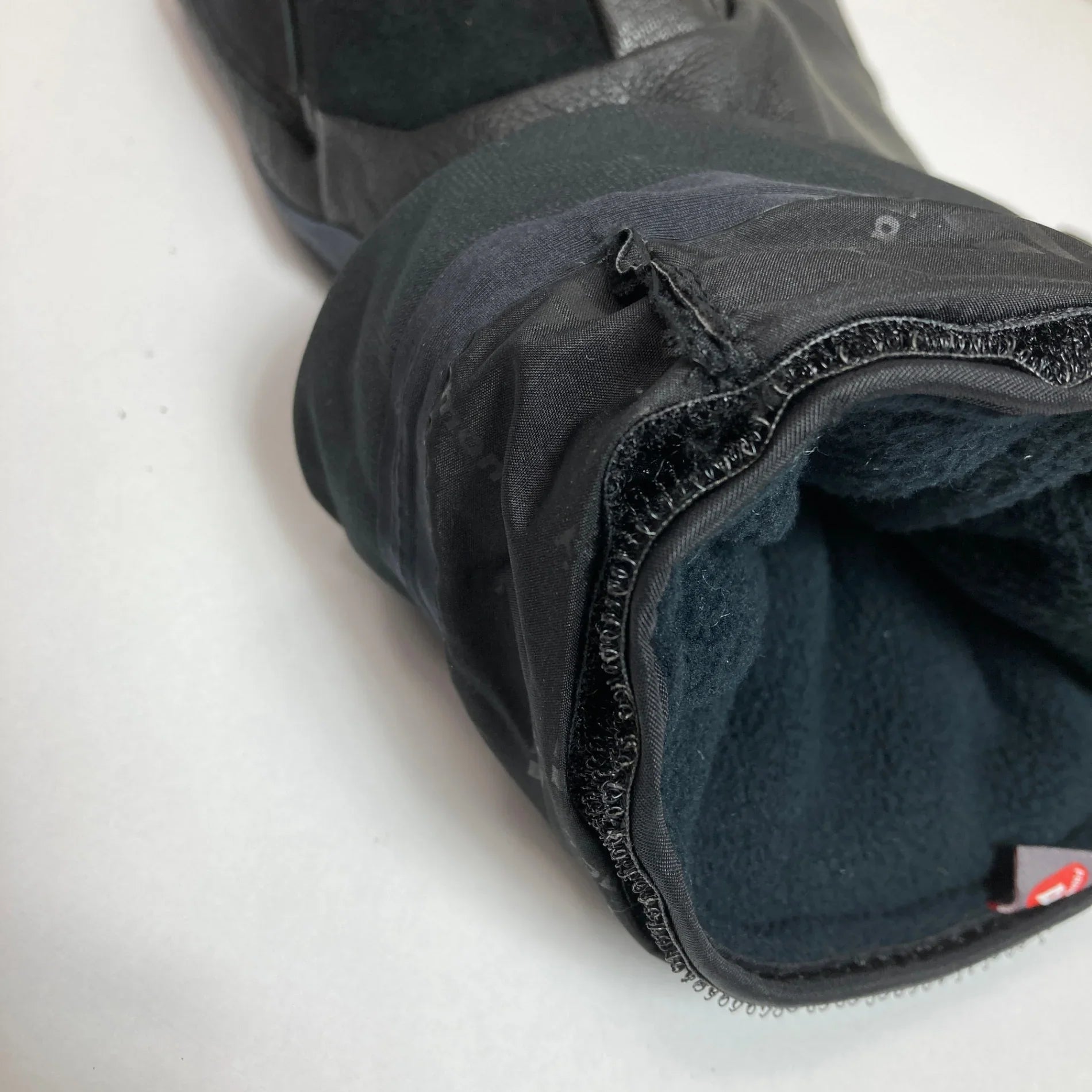 【M ブラック系】 Black Diamond ( ブラックダイヤモンド ) ソロイスト グローブ Soloist Glove ナイロン ウェア ウェア小物 グローブ 手袋 プリマロフト・ゴールド・インサレーション z00050272 グローブ 手袋 - 【公式】2ndGEAR（セカンドギア）Webショップ【登山用品・アウトドア用品専門 買取販売店】