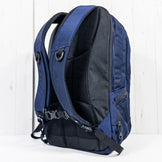 均码海军蓝 Karrimor Tribute 25 深海军蓝尼龙收纳背包 日用背包 容量高达 29 升 (z00053193)