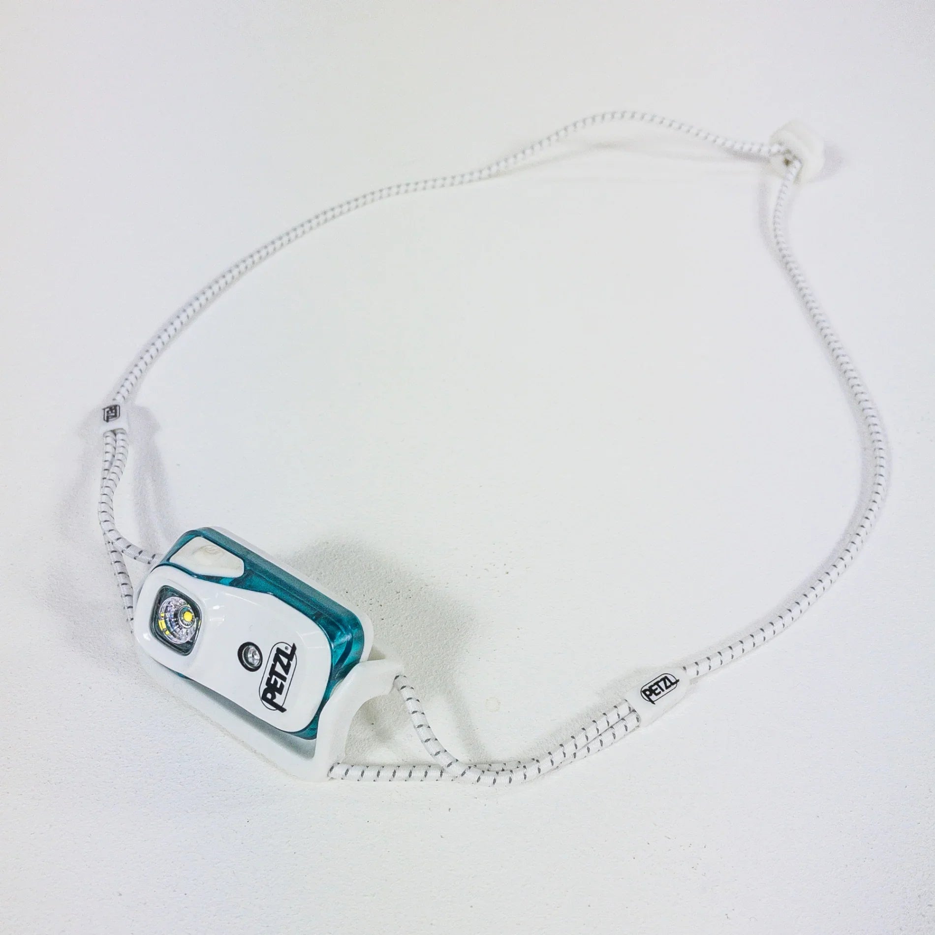 【OneSize ホワイト系】 Petzl ( ペツル ) ビンディ Bindi ライティングギア ヘッドランプ z00051041 ヘッドランプ ライティングギア - 【公式】2ndGEAR（セカンドギア）Webショップ【登山用品・アウトドア用品専門 買取販売店】