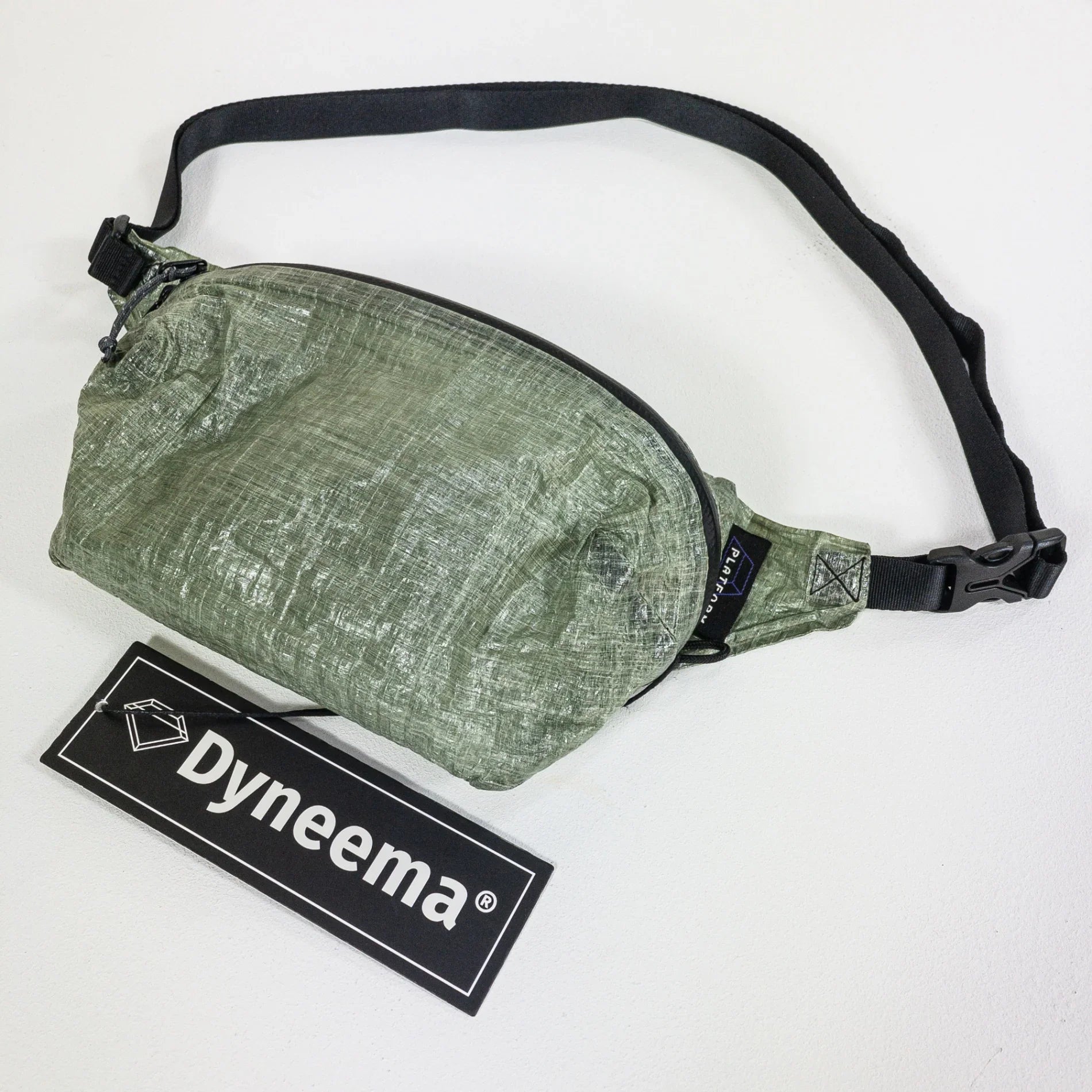 【OneSize グリーン系】 Platform（プラットフォルム） スペアポケット Spare pocket バッグ ストレージ ウエストバッグ ヒップパック DCF ( ダイニーマ・コンポジット・ファブリック / キューベンファイバー ) z00050955 - 【公式】2ndGEAR（セカンドギア）Webショップ【登山用品・アウトドア用品専門 買取販売店】