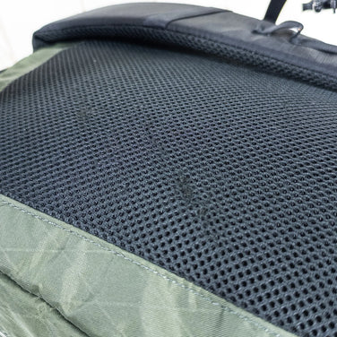 【Unisex OneSize グリーン系】 Ridge Mountain Gear ( リッジマウンテンギア ) ワン マイル One Miie オリーブ ナイロン バッグ ストレージ バックパック デイパック 容量【～29L】 X-Pac VX21 ( エックスパック VX2 - 【公式】2ndGEAR（セカンドギア）Webショップ【登山用品・アウトドア用品専門 買取販売店】