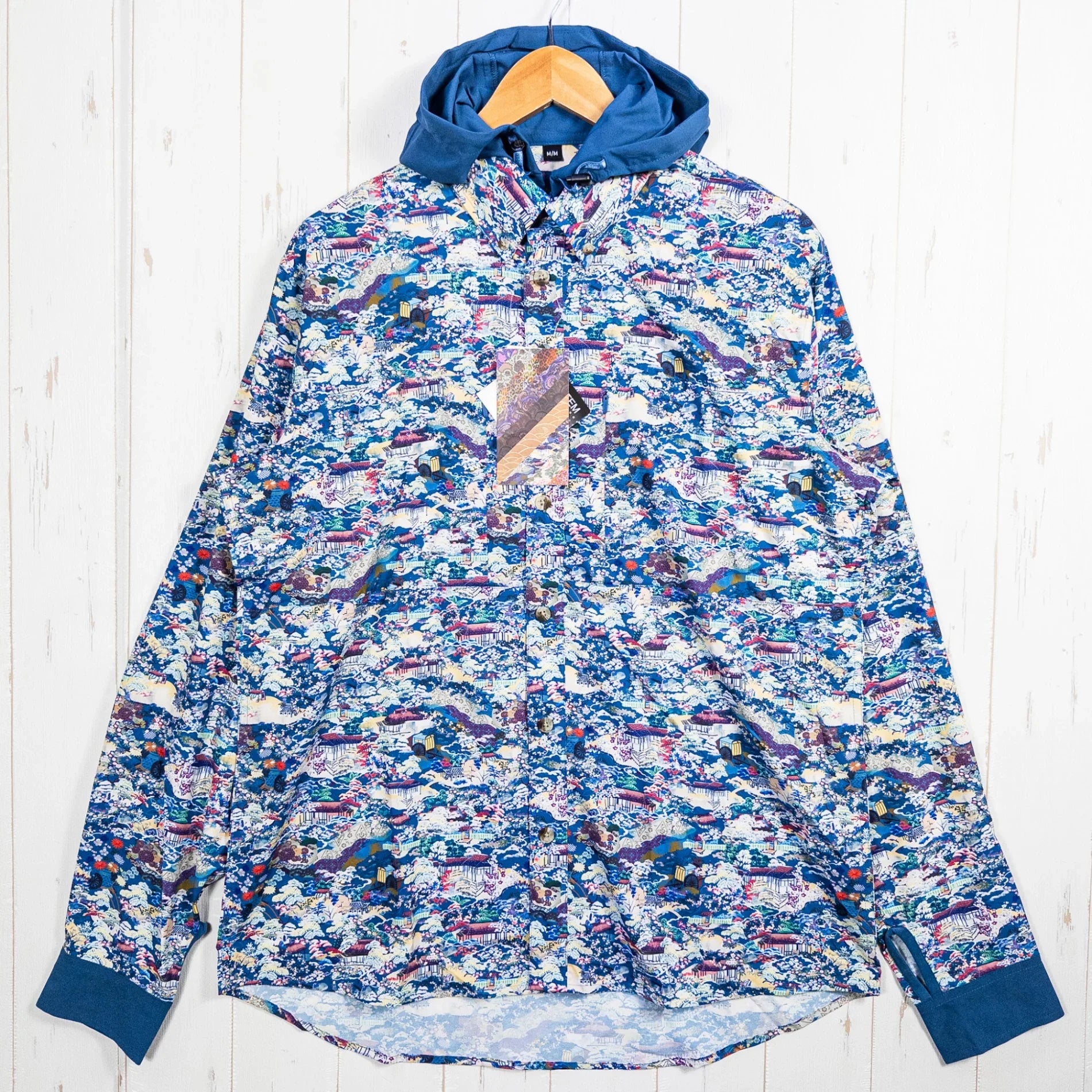 【Men's M ブルー系】 Jolly Gear（ジョリーギア） トリプルクラウン ボタンダウン ロングスリーブ TRIPLE CROWN BUTTON DOWN LONG SLEEVE Blue Garden ポリエステル ウェア トップス インナー シャツ - 【公式】2ndGEAR（セカンドギア）Webショップ【登山用品・アウトドア用品専門 買取販売店】