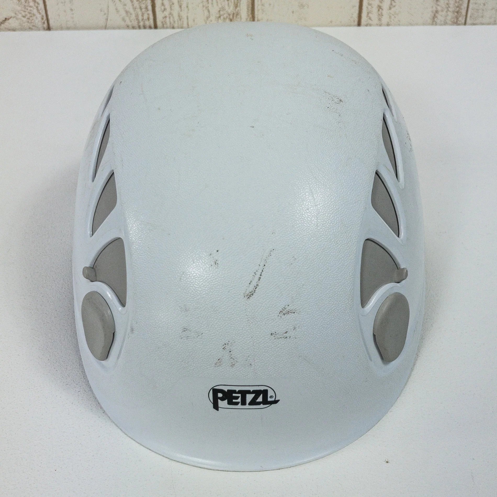 【Unisex 2 ホワイト系】 Petzl ( ペツル ) エリオス ヘルメット z00051198 ヘルメット - 【公式】2ndGEAR（セカンドギア）Webショップ【登山用品・アウトドア用品専門 買取販売店】