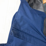 【Women's S ネイビー系】 Patagonia ( パタゴニア ) カルサイト ジャケット Calcite Jacket ポリエステル 84996 International Women's GORE-TEX-2.5L ( ゴアテックス・2.5レイヤー ) 撥水 - 【公式】2ndGEAR（セカンドギア）Webショップ【登山用品・アウトドア用品専門 買取販売店】