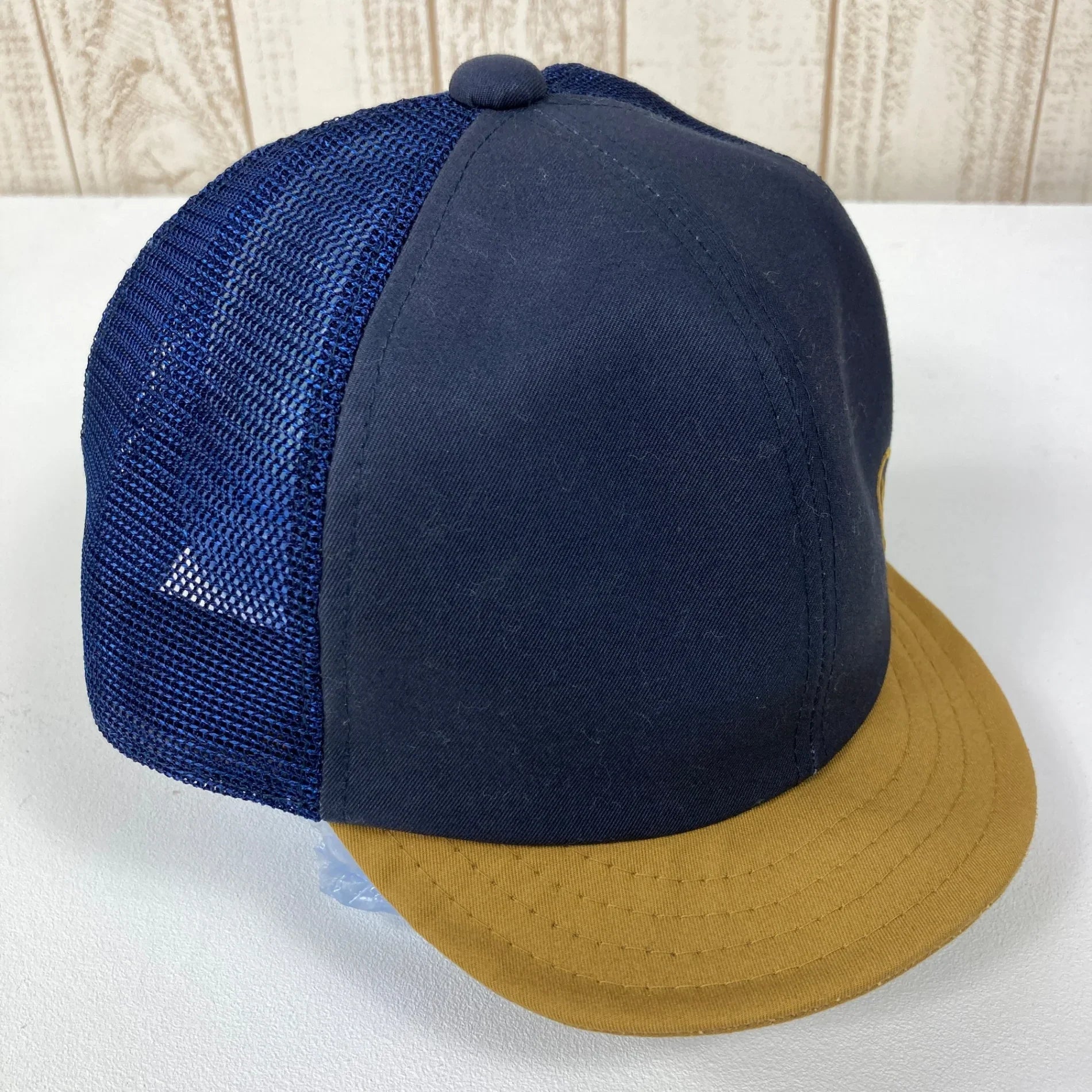 【Unisex OneSize ネイビー系】 Camp Mania Products（キャンプ マニア プロダクツ） ルーラル キャップ Rural cap ネイビー（クラウン） × マスタード（バイザー） コットン ウェア ウェア小物 ヘッドウェア キャップ z00050542 - 【公式】2ndGEAR（セカンドギア）Webショップ【登山用品・アウトドア用品専門 買取販売店】