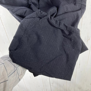 男士L码（黑色）2000年代The North Face防撕裂尼龙工装裤。已停产，很难找到。尼龙裤装。