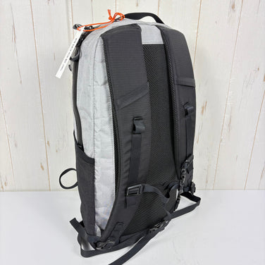 【Unisex OneSize グレー系】 Ridge Mountain Gear ( リッジマウンテンギア ) ワンマイル トリム One Mile Trim  Glacier Grey z00055810 Glacier Grey デイパック 容量【～29L】 バックパック