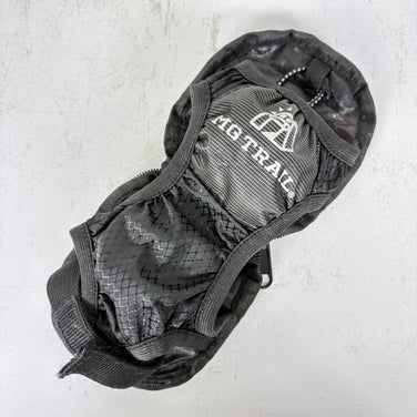 【OneSize ブラック系】 MG Trail（エムジー トレイル） 折りたたみペットボトルホルダー バッグ ストレージ ボトルホルダー z00058511  ボトルホルダー バッグ ストレージ