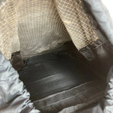 均码，黑色 Arcteryx Snoyo 2000（已停产，难觅踪影）。加拿大制造。收纳背包。容量：30升-54升。产品编号：z00052922。