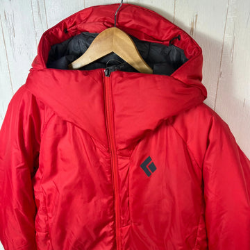 【Women's S レッド系】 Black Diamond ( ブラックダイヤモンド ) ビレイパーカー Belay Parka Coral Red ウェア トップス アウター ジャケット 化繊インサレーション プリマロフト・ゴールド・インサレーション・クロスコア - 0