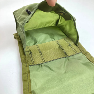 【OneSize グリーン系】 U.S Army Issue ファーストエイド キット ケース First-Aid Kit Case バッグ ストレージ 外付けポーチ z00053037  外付けポーチ バッグ ストレージ