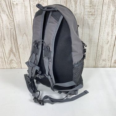 【OneSize グレー系】 And Wander ( アンドワンダー ) ペ/コ 20L デイパック Pe/Co 20L Daypack バックパック 574-3975008 Grey デイパック 容量【～29L】 バックパック バッグ ストレージ - 【公式】2ndGEAR（セカンドギア）Webショップ【登山用品・アウトドア用品専門 買取販売店】