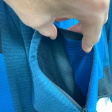 Montura Men's Stretch Color Hoody Jacket, Size Small, Blue. Polyester fleece outerwear jacket with Polartec Power Grid (z000).