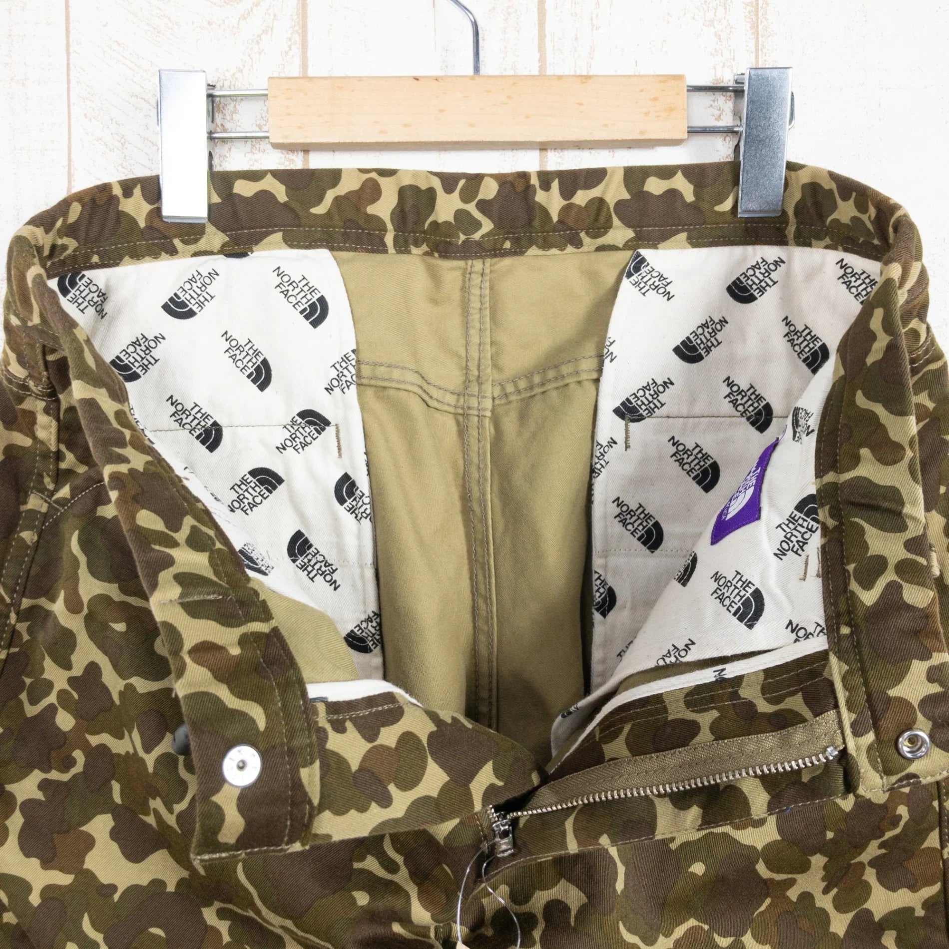 【Men's 32 ブラウン系】 The North Face Purple Label ( ザ・ノースフェイス パープルレーベル) カモフラージュ フィールド ショーツ Camouflage Field Shorts コットン ウェア ボトムス ショーツ ショートパ - 【公式】2ndGEAR（セカンドギア）Webショップ【登山用品・アウトドア用品専門 買取販売店】