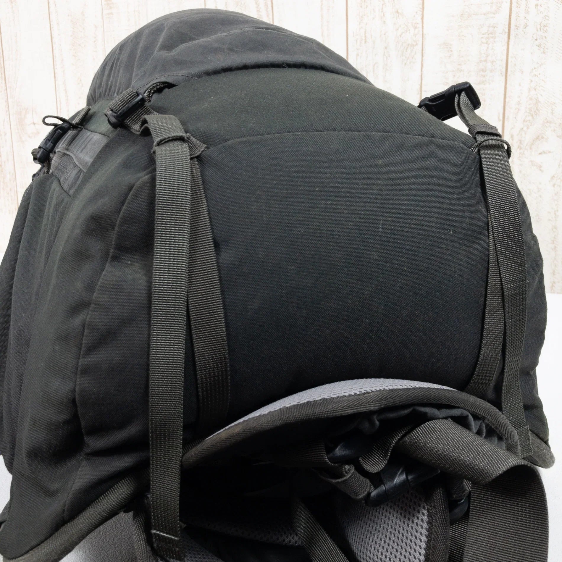 【Women's OneSize グリーン系】 Fjallraven ( フェールラーベン ) アビスコ フリルフット 35 W Abisko Friluft 35 W Deep Forest ポリエステル バッグ ストレージ バックパック 容量【30L～54L】 z0005129 - 【公式】2ndGEAR（セカンドギア）Webショップ【登山用品・アウトドア用品専門 買取販売店】