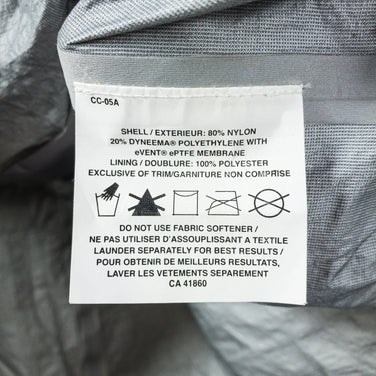 【Men's XS グレー系】 Westcomb ( ウエストコム ) スイッチ アノラック Switch Anorak Glacier White 生産終了モデル 入手困難 メーカー消滅 ウェア トップス アウター ジャケット レインシェル DCF ( ダイニーマ - 【公式】2ndGEAR（セカンドギア）Webショップ【登山用品・アウトドア用品専門 買取販売店】