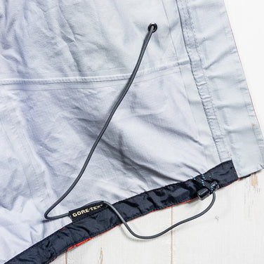 Montbell Storm Cruiser 夹克，男款 L 码，红色。尼龙外套，防雨外套，GORE-TEX 3L（三层）